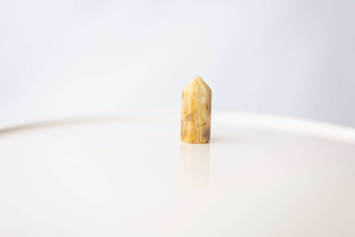Golden Lace Agate Tower