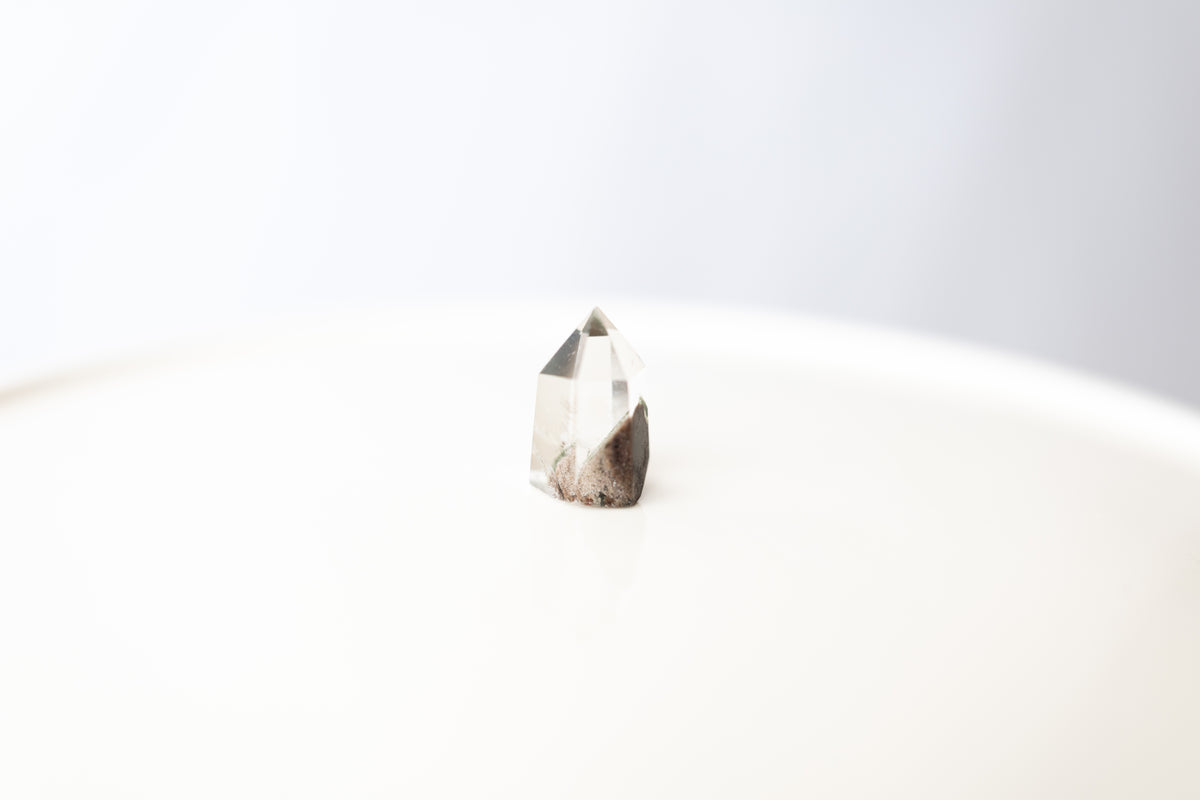 Quartz Tower w. Inclusions